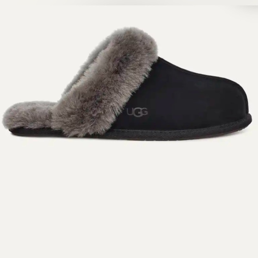 UGG Women's Black Scuffette II Slippers with Plush Gray Trim Size 8